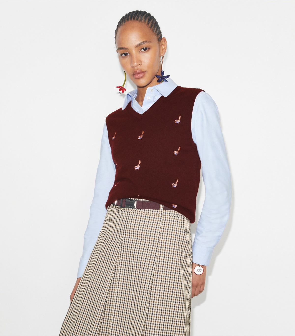 Cashmere Birdie Sweater Vest - Dark Winterberry | Tory Burch Essential
