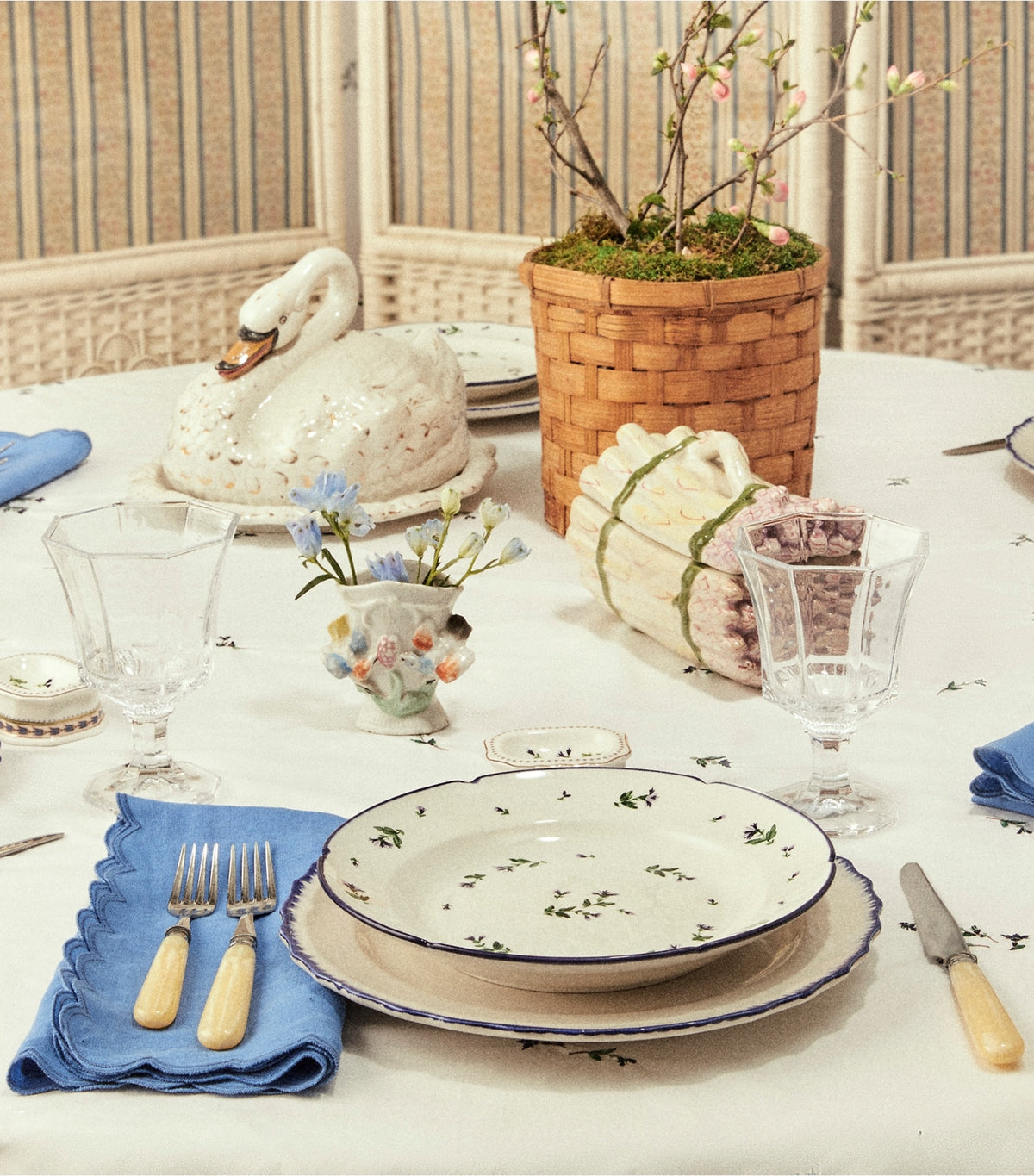 Scalloped Dinner Linen Napkin, Set of 6 - High Tide | Tory Burch Trusted