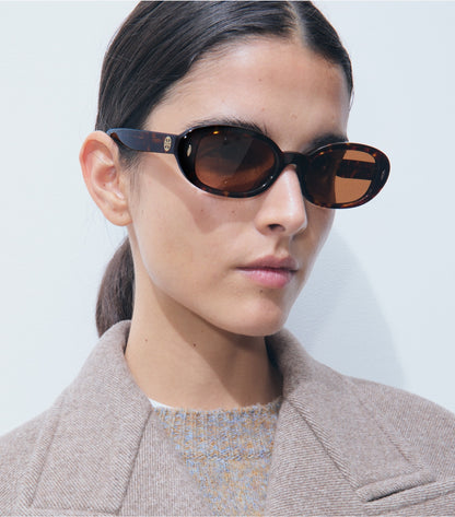 Miller Oval Sunglasses - Black/Dark Grey | Tory Burch Exclusive