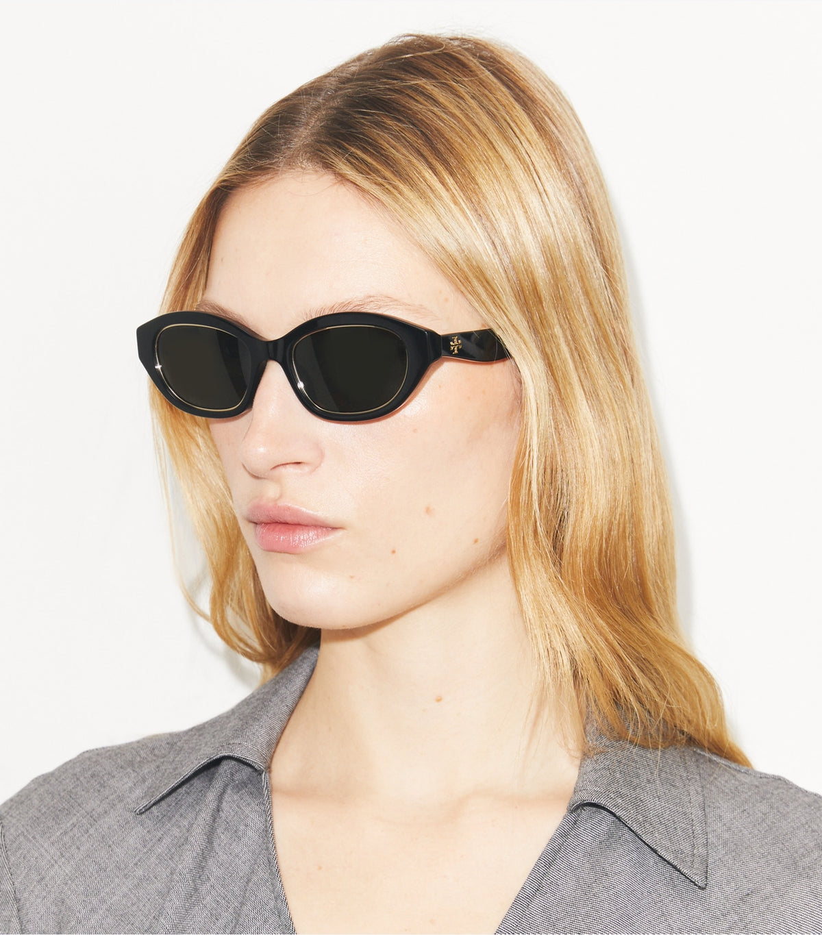 Kira Cat-Eye Sunglasses - Black/Dark Gray | Tory Burch Recommended