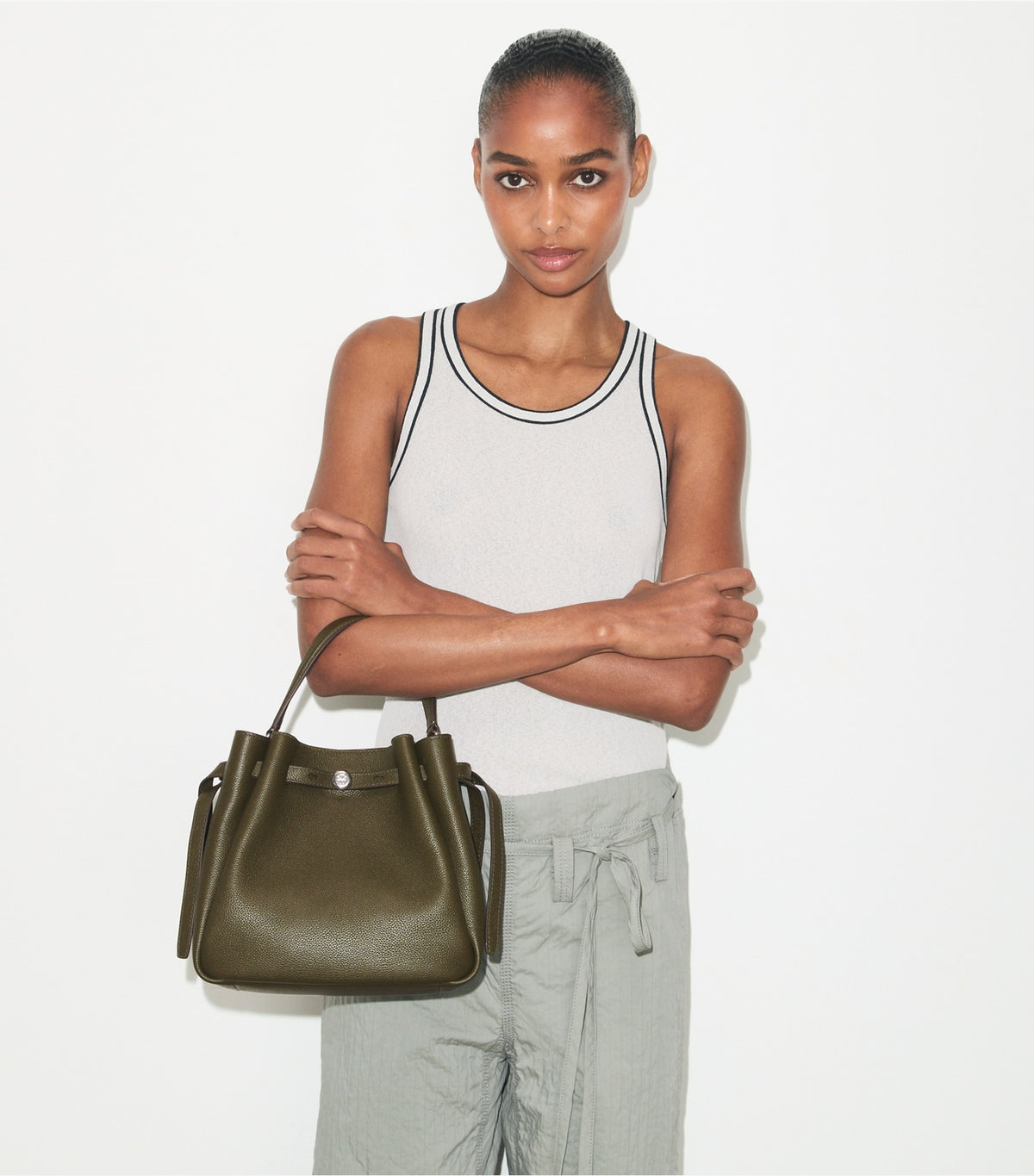 Romy Bucket Bag - Dark Olive | Tory Burch Latest