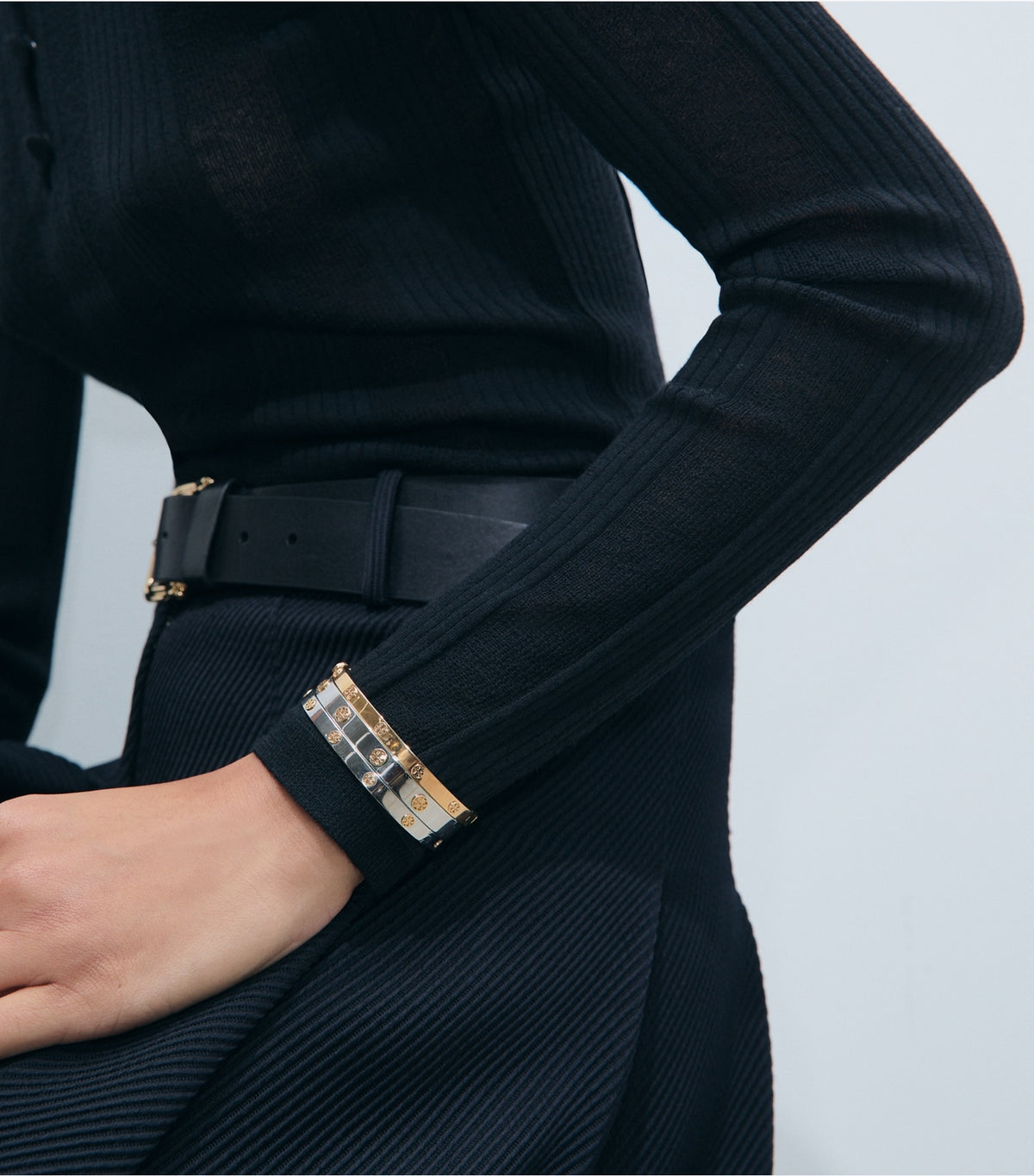 Thin Icon Hinge Bracelet - Tory Gold | Tory Burch Quality